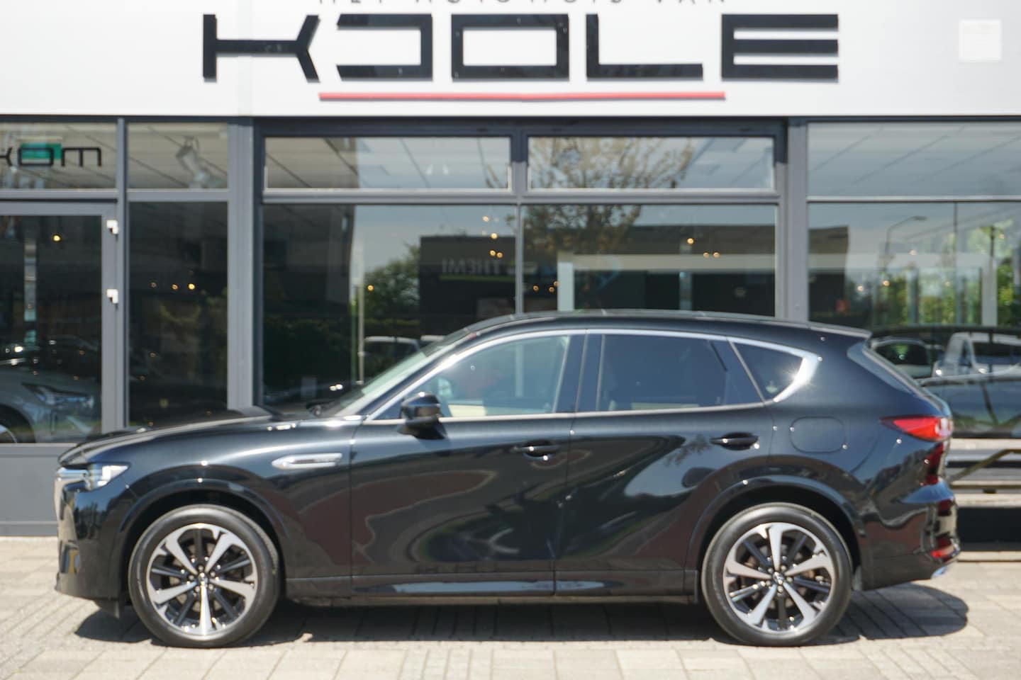 Mazda CX-60 - 2.5 e-SkyActiv PHEV Takumi Plus | Pano | BOSE | 360 camera - AutoWereld.nl