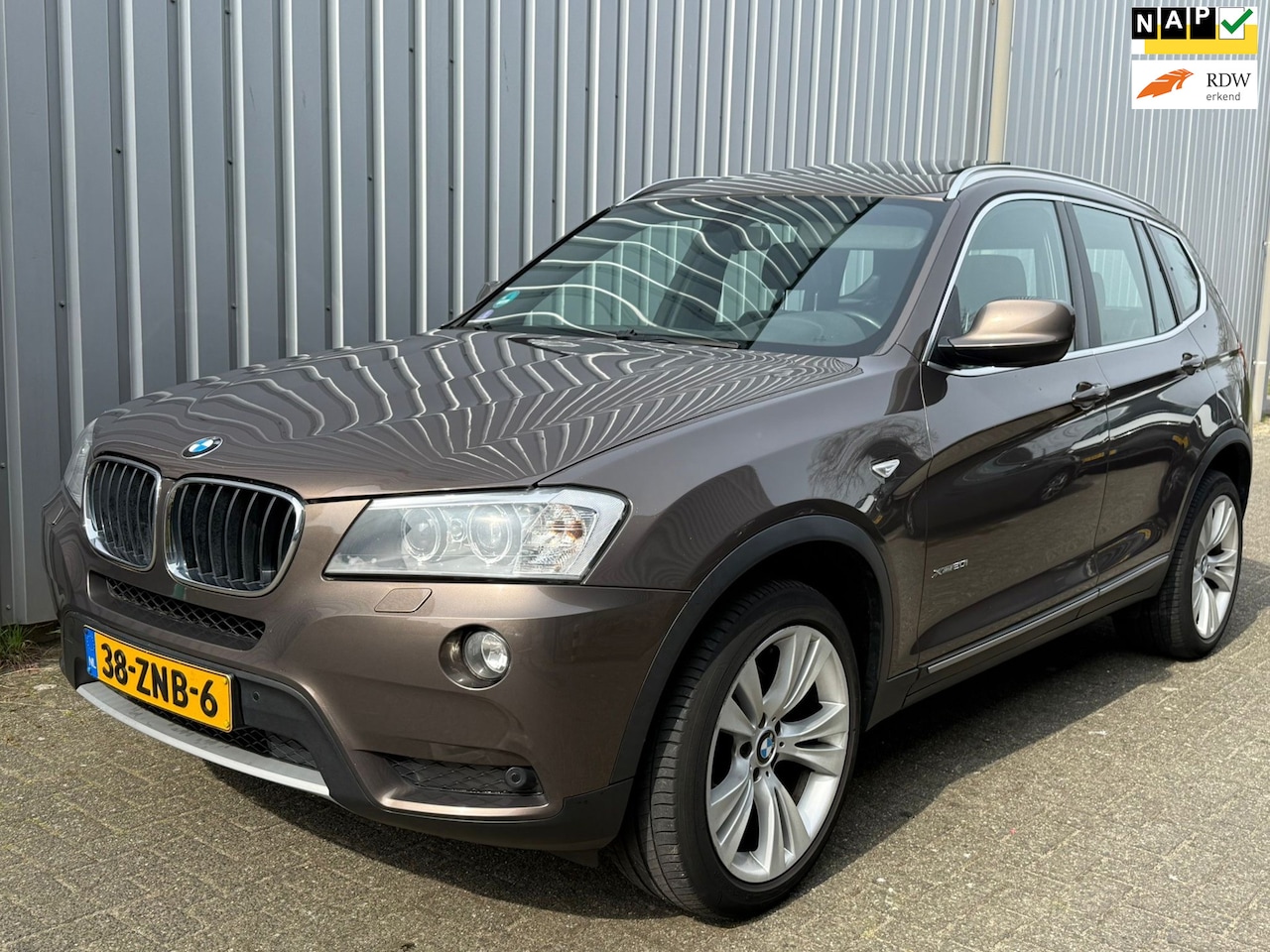 BMW X3 - XDrive20i High Executive/ Pano/ nette auto - AutoWereld.nl