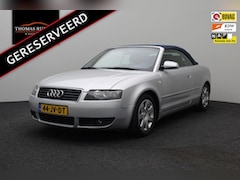 Audi A4 Cabriolet - 2.4 V6 Exclusive 2002 | Elektrisch Bedienbare Kap | Elektrisch Verstelbare Stoelen | Licht