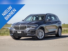 BMW X5 - xDrive45e Executive CARPLAY / CAMERA / DEALER ONDERHOUDEN / ZWART LEER / STOELVERWARMING