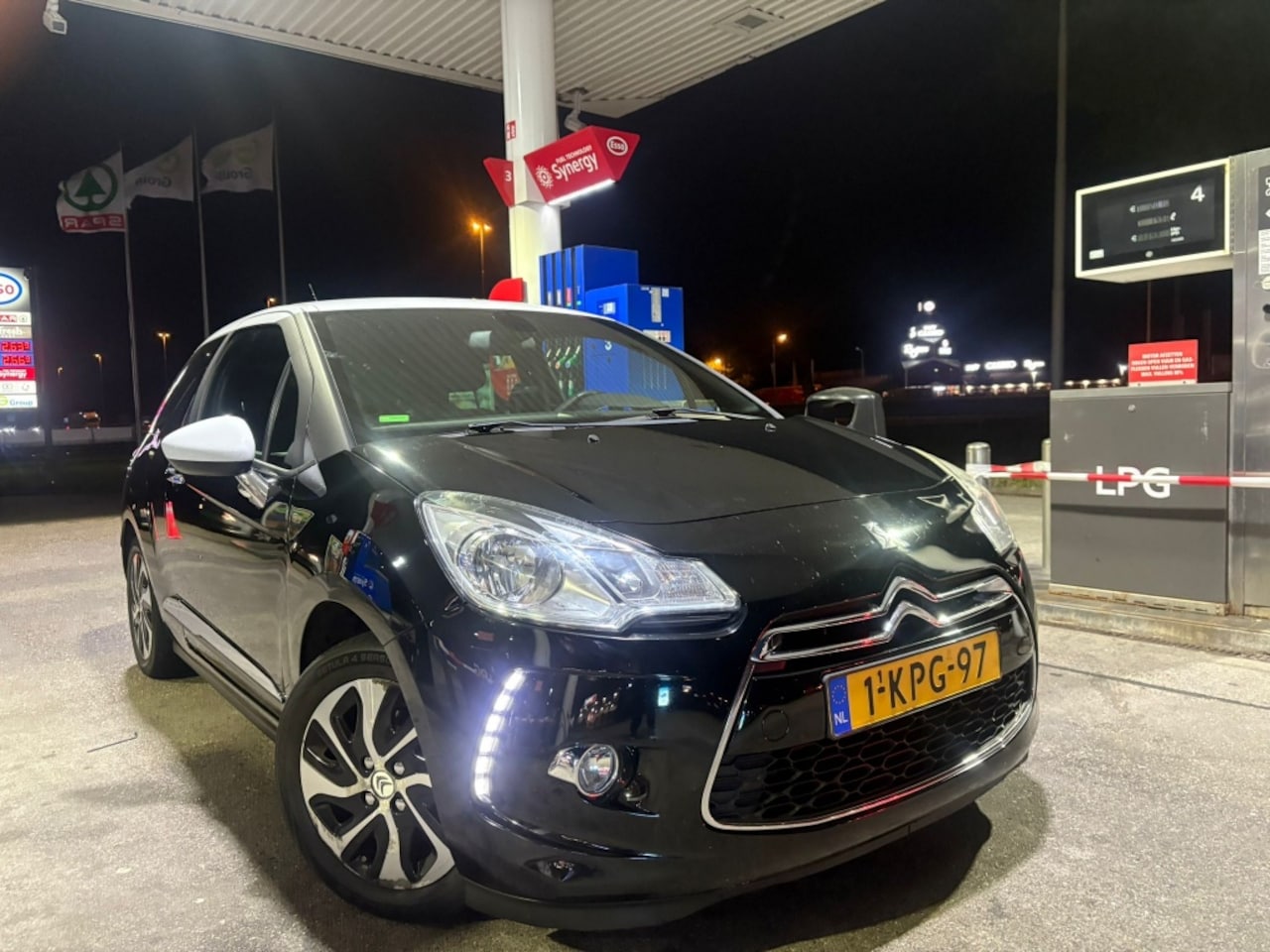 Citroën DS3 - 1.6 e-HDi Navi Clima Sensor Netjes - AutoWereld.nl