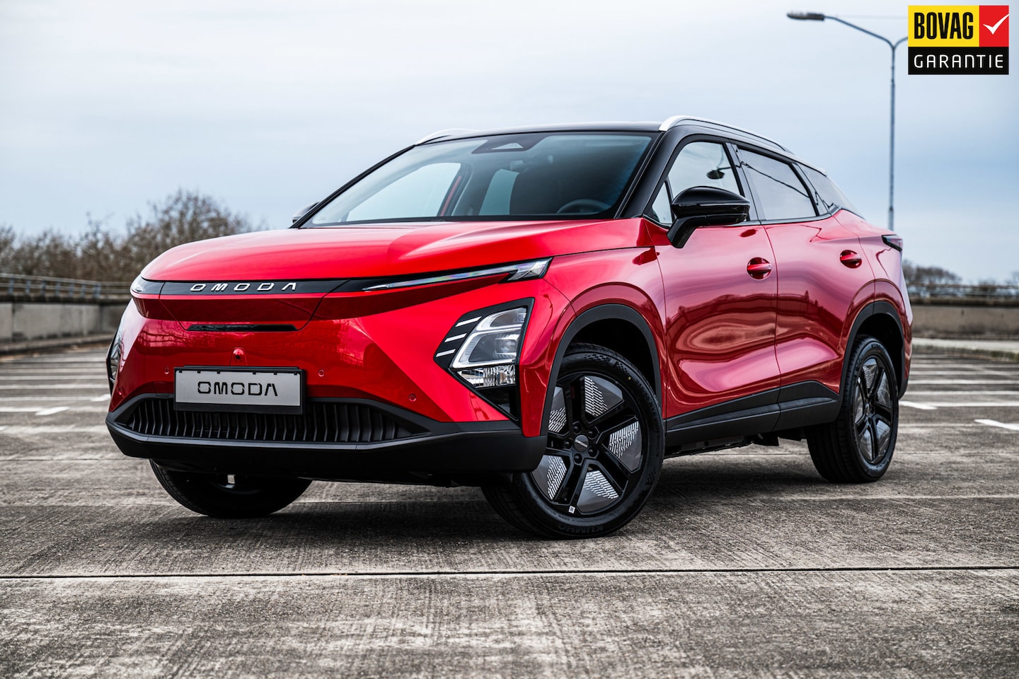 Omoda 5 - Premium 61 kWh | Stoel/Stuur Verwarming | Rondom Camera | Adaptive Cruise Control | Parkee - AutoWereld.nl