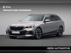 BMW 5-serie Touring - 530e M Sport Edition | M-Sport Pro | Trekhaak | Comfort stoelen met geheugen | Stoelventil
