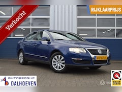 Volkswagen Passat - 1.6 FSI Comfortline AUTOMAAT