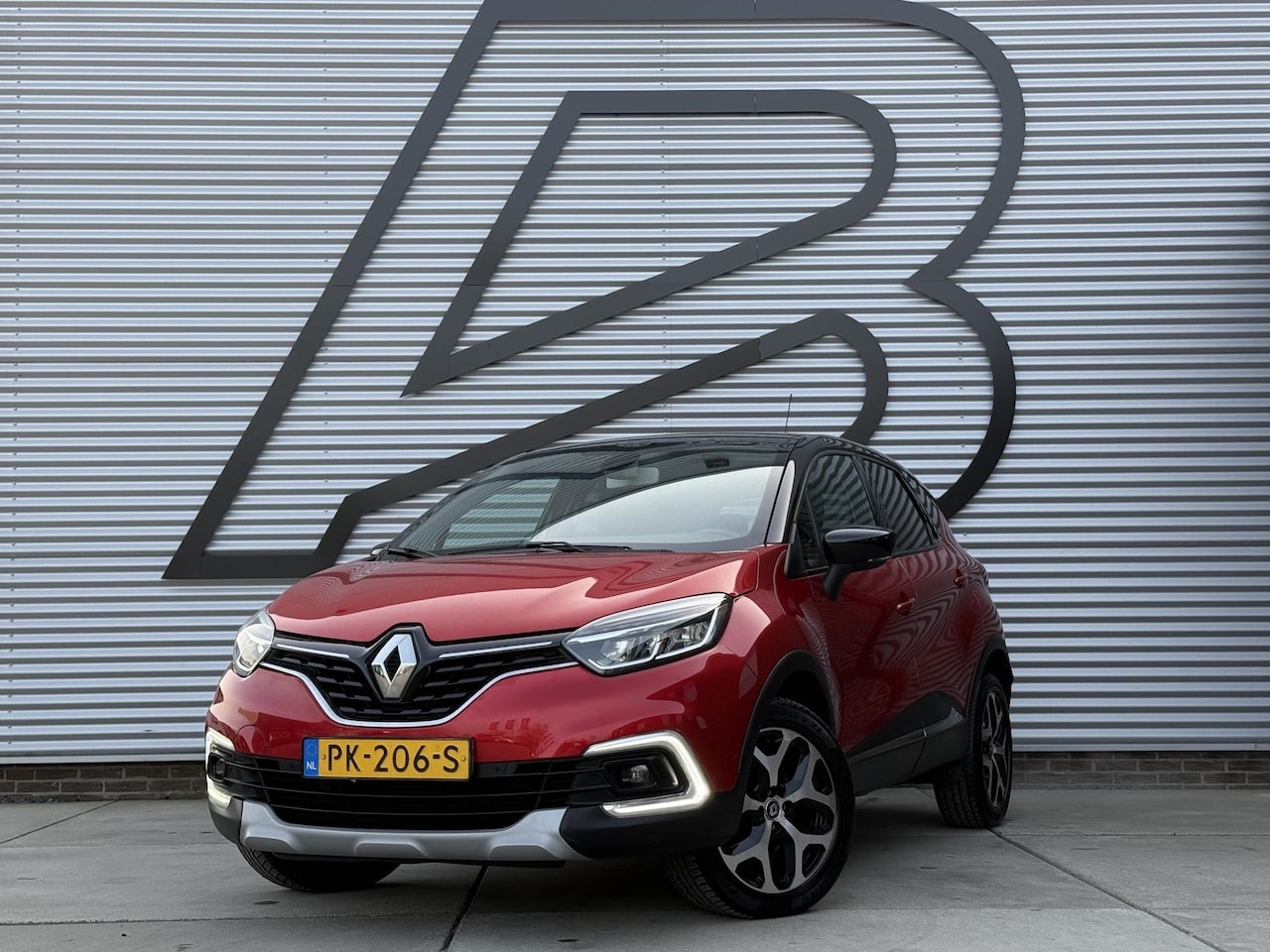 Renault Captur - 1.2 TCe Intens 2e Eigenaar|Navi|Camera|Cruise|Clima|PDC|N.A.P|APK tot 07-2026 - AutoWereld.nl