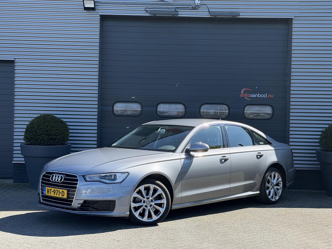 Audi A6 Limousine - 2.0 TDI ultra Automatic Business Edition | Navigatie | Stoelverwarming | Parkeersensoren - AutoWereld.nl