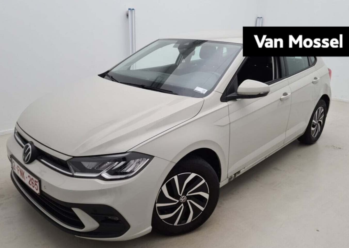 Volkswagen Polo - 1.0 TSI Life Business | 95 PK | Navigatie | Achteruitrijcamera | Climatronic | Parkeersens - AutoWereld.nl