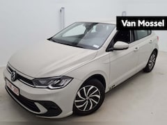 Volkswagen Polo - 1.0 TSI Life Business | 95 PK | Navigatie | Achteruitrijcamera | Climatronic | Parkeersens