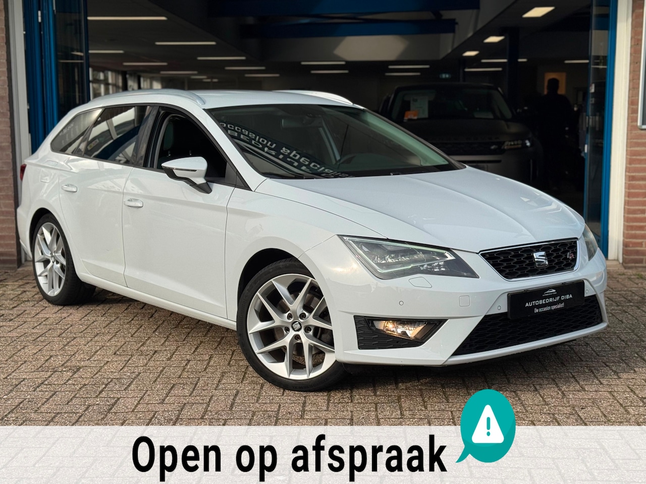 SEAT Leon ST - 1.8 TSI FR Business AUT NAVI AIRCO TREKH NAP! - AutoWereld.nl