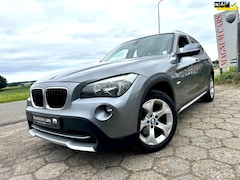 BMW X1 - 18i SDrive Executive NAP 5D AIRCO NAVI SCHERM TREKHAAK NIEUWE APK
