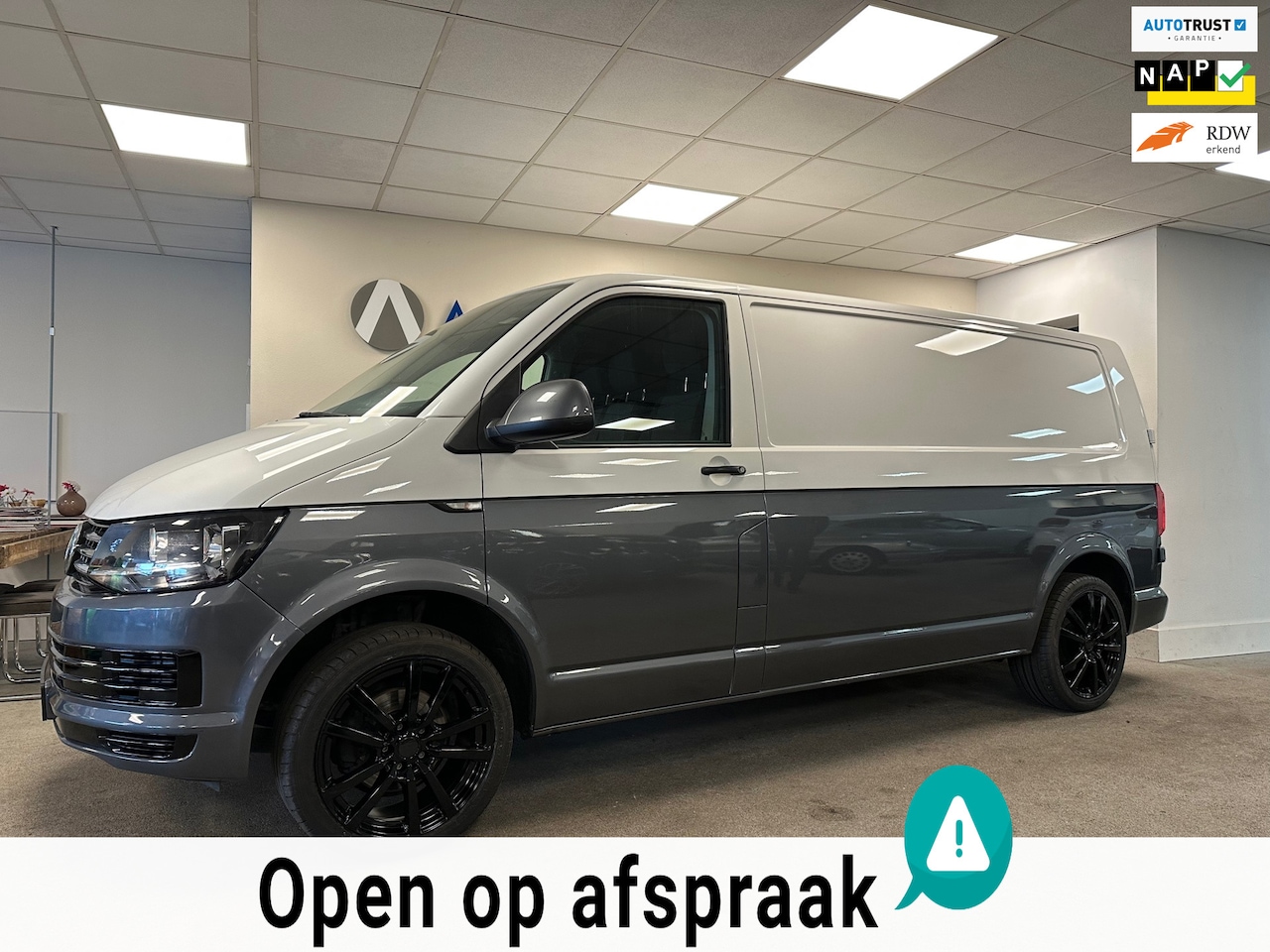 Volkswagen Transporter - 2.0 TDI L2H1|TREKHAAK|19"|3-ZITS|CRUISE|77.239km - AutoWereld.nl