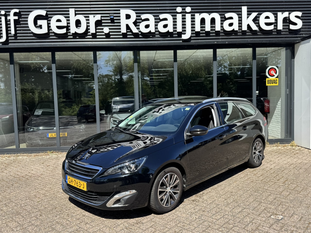Peugeot 308 SW - 1.6 BlueHDI Allure*Navigatie*Panorama*EXPORT/EX BPM* - AutoWereld.nl