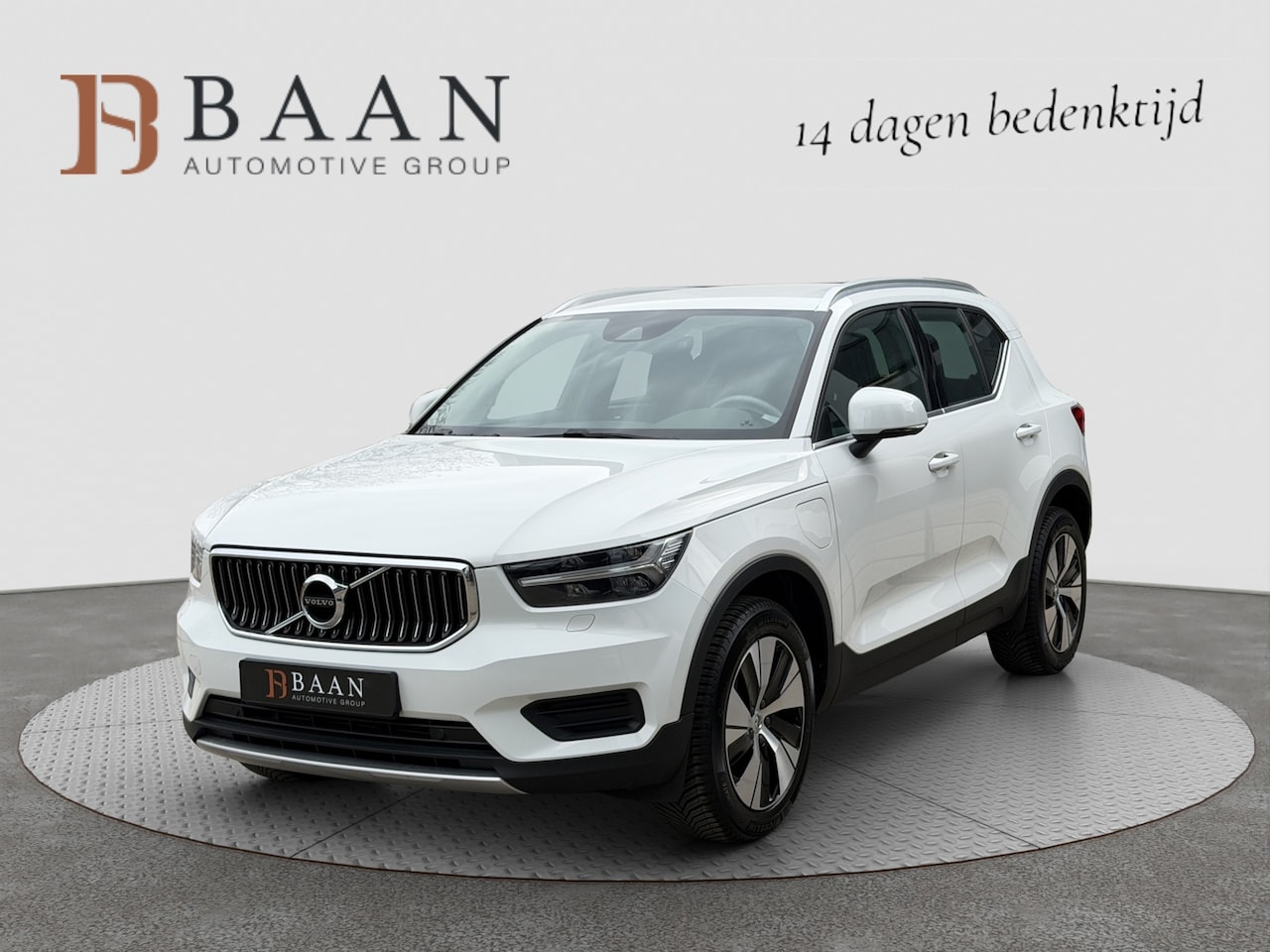 Volvo XC40 - 1.5 T4 Recharge Inscription Expression|ACC|Keyless|Stoelverwarming|Carplay|Lane Assist - AutoWereld.nl