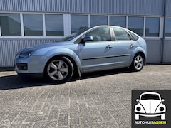 Ford Focus - 1.6-16V Futura, koningsdag aanbieding