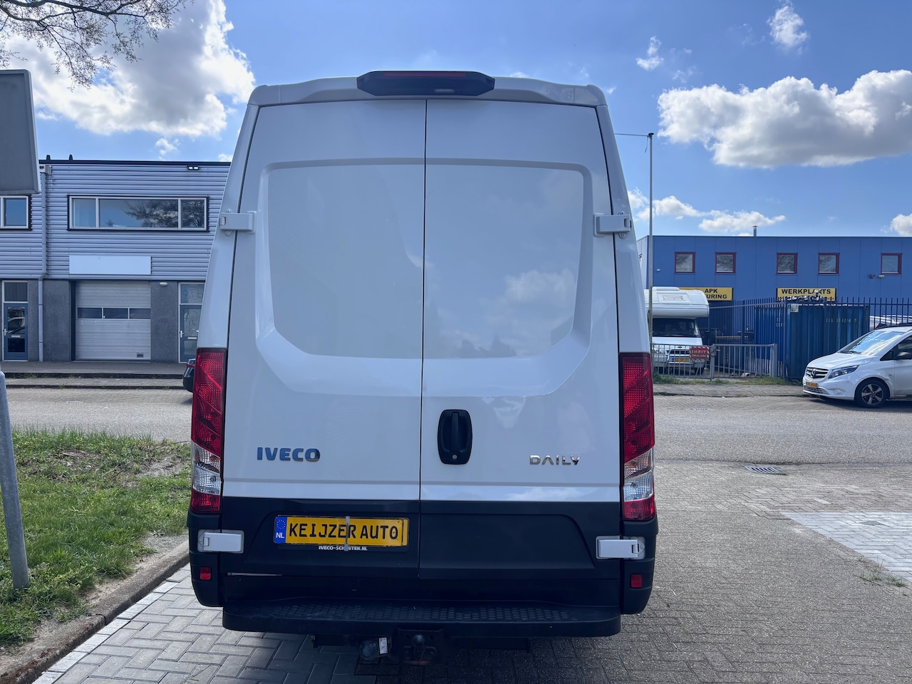 Iveco Daily - 35S16V 2.3 352 H2 AHG 3500 kg!