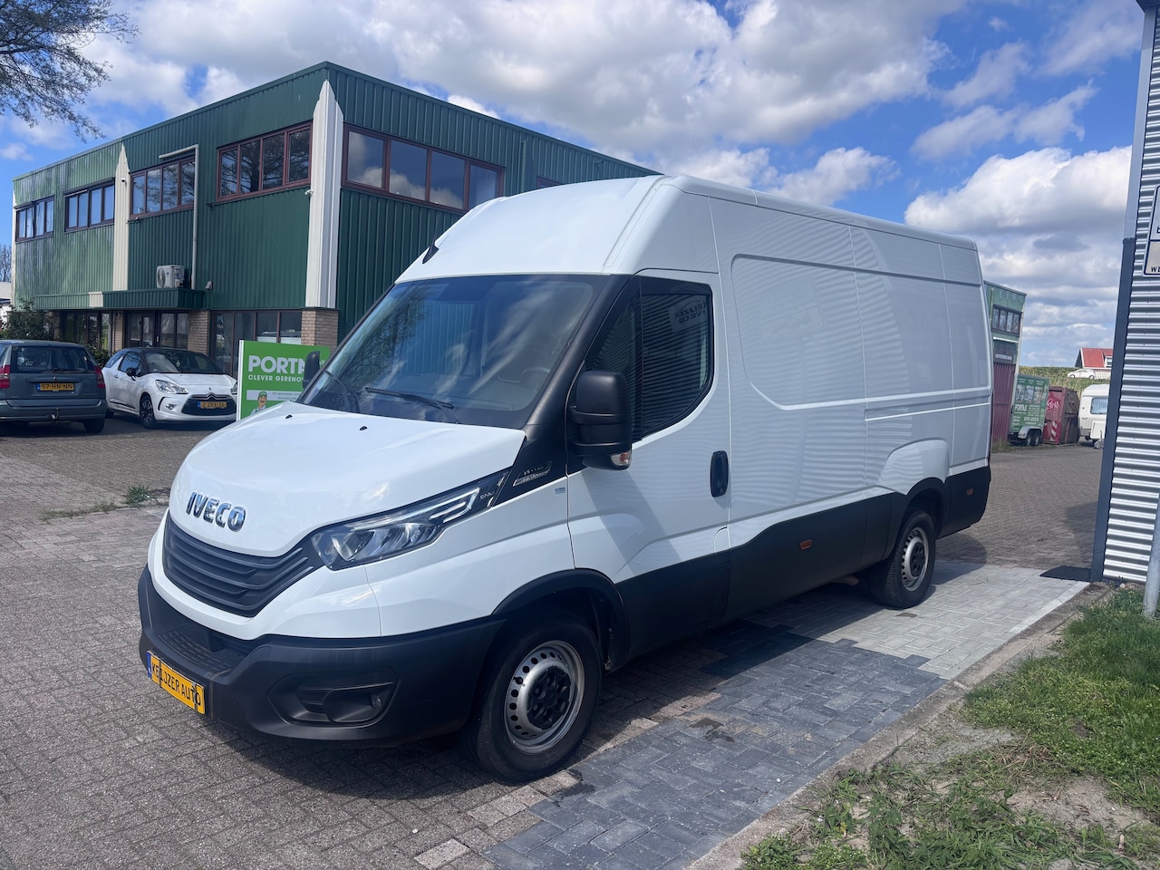 Iveco Daily - 35S16V 2.3 352 H2 AHG 3500 kg!