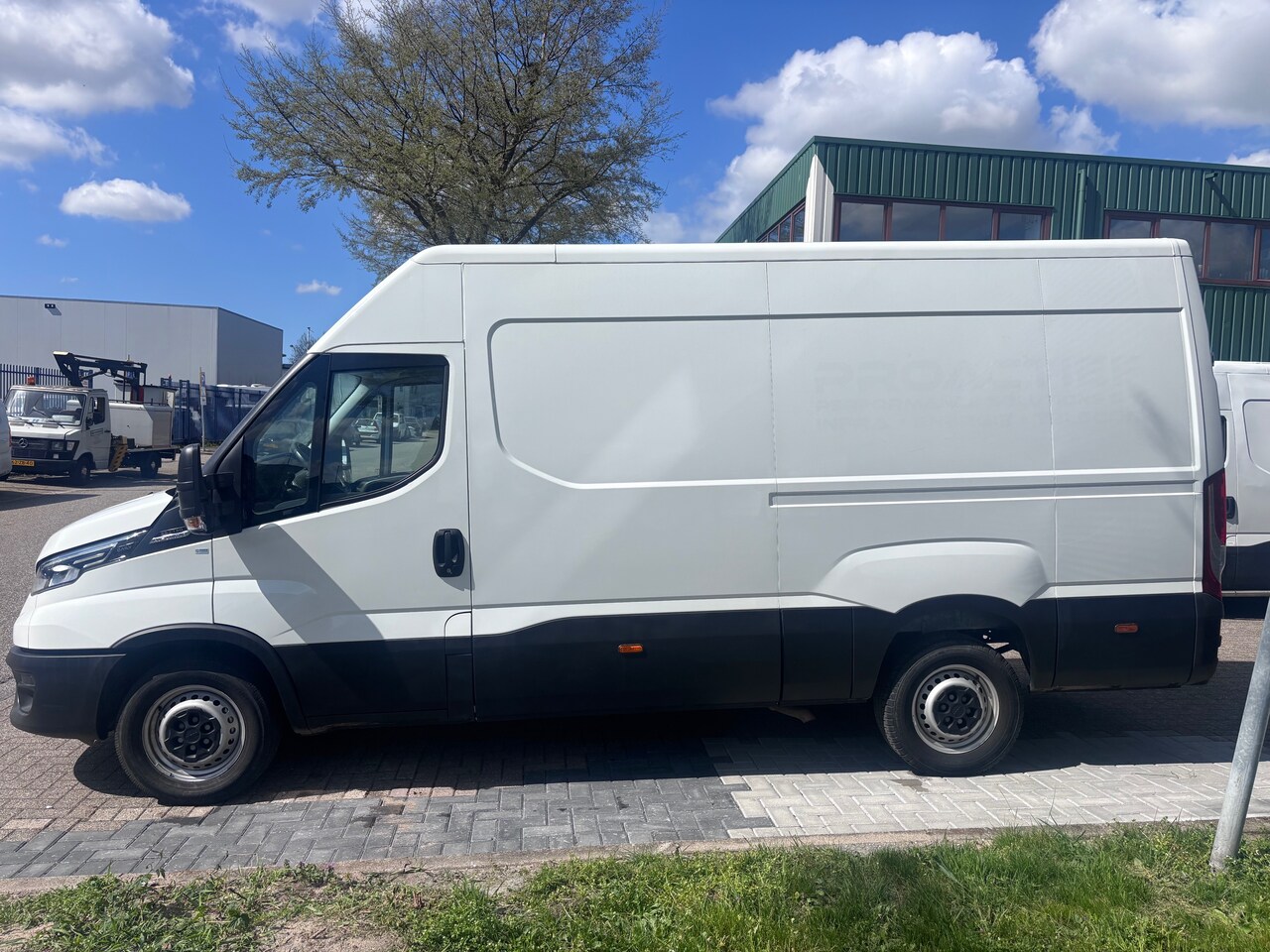 Iveco Daily - 35S16V 2.3 352 H3 AHG 3500 kg!