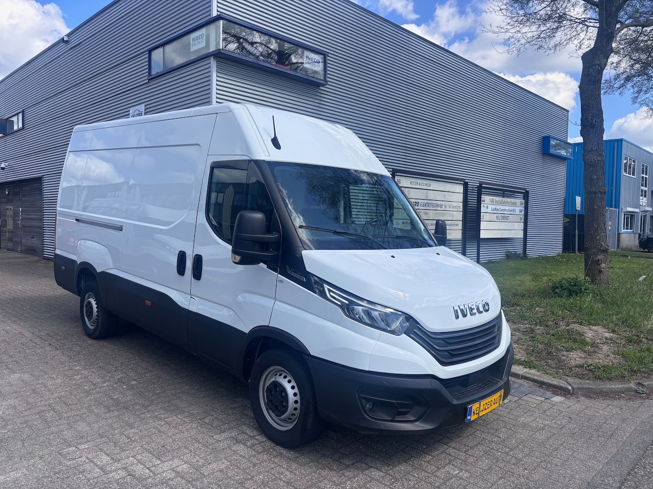 Iveco Daily - 35S16V 2.3 352 H2 AHG 3500 kg!