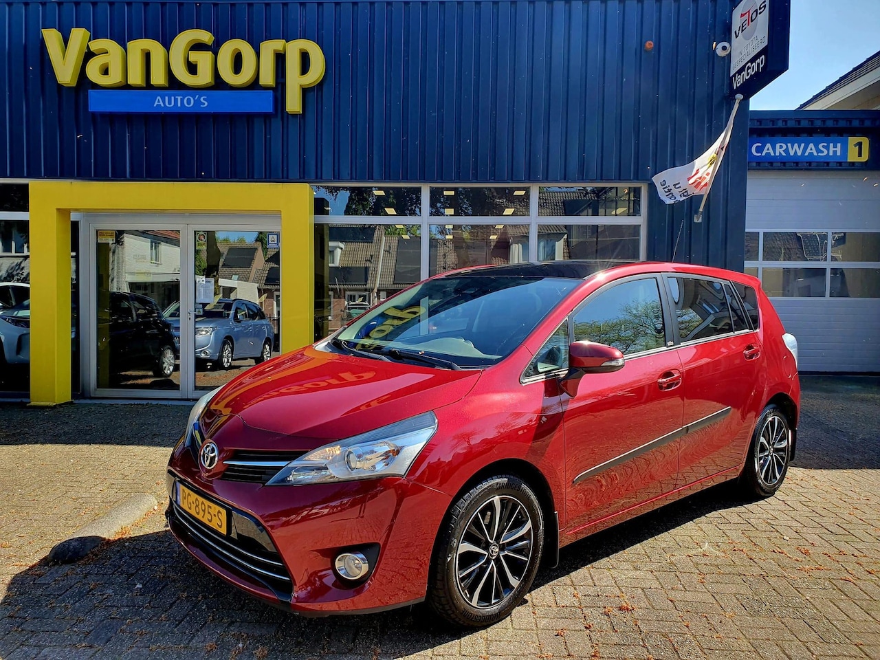 Toyota Verso - 1.8 VVT-i Volcano Edition Pano All-in prijs! - AutoWereld.nl