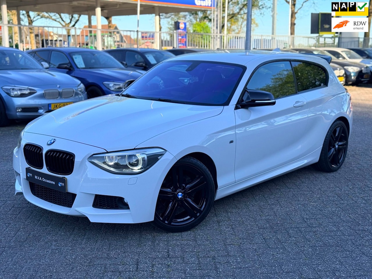 BMW 1-serie - 116i M Sport|Nieuwe Ketting + Klepseals|Carplay|18 inch M|Climate control|Nette staat.. - AutoWereld.nl