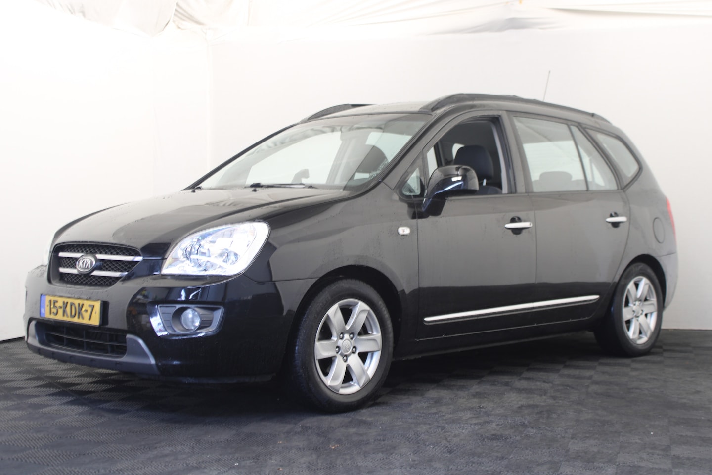 Kia Carens - 2.0 CVVT X-ecutive 2.0 CVVT X-ecutive - AutoWereld.nl