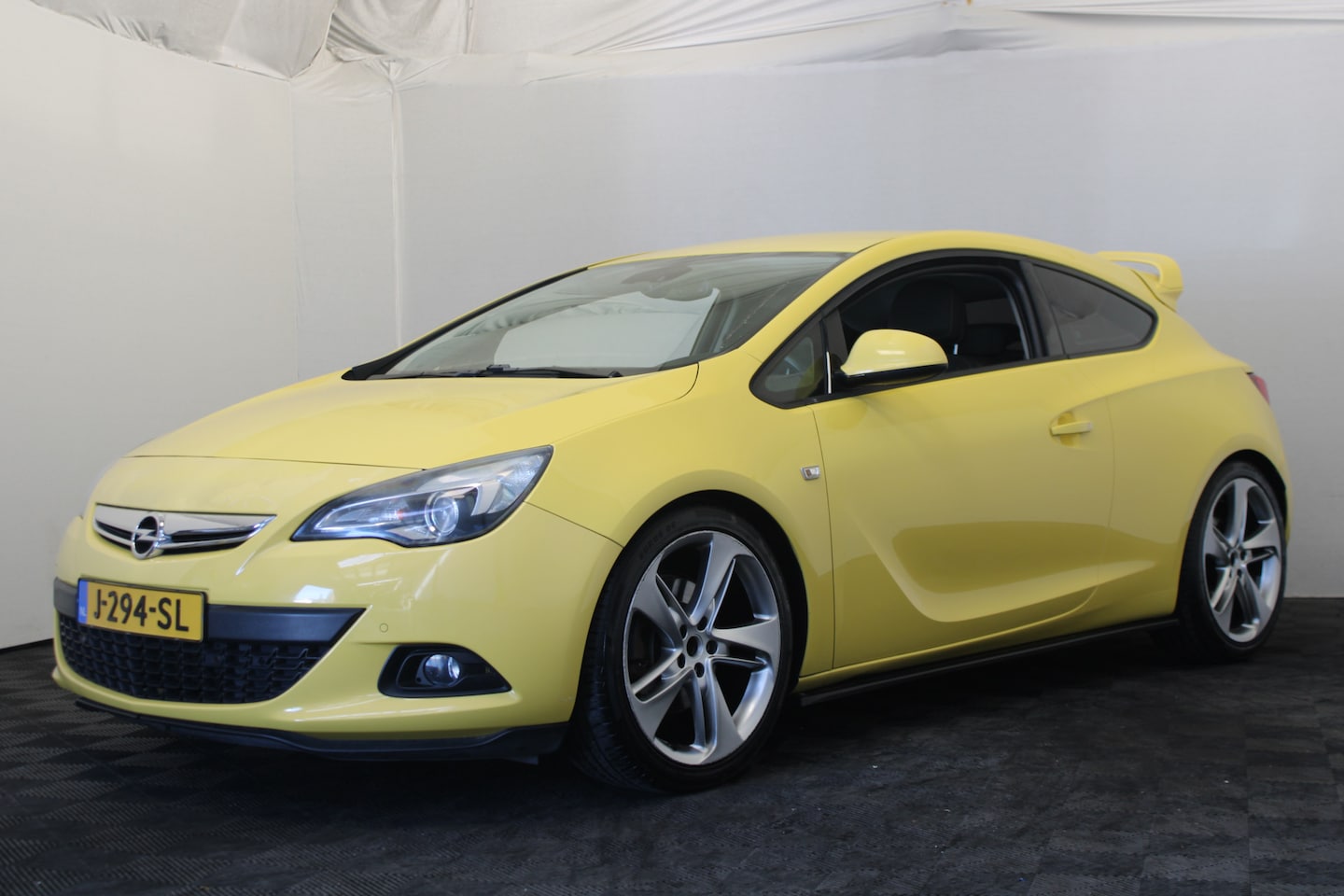 Opel Astra GTC - 1.6 Turbo Sport |Stoel/Stuur verw.| *Koningsdag open* - AutoWereld.nl