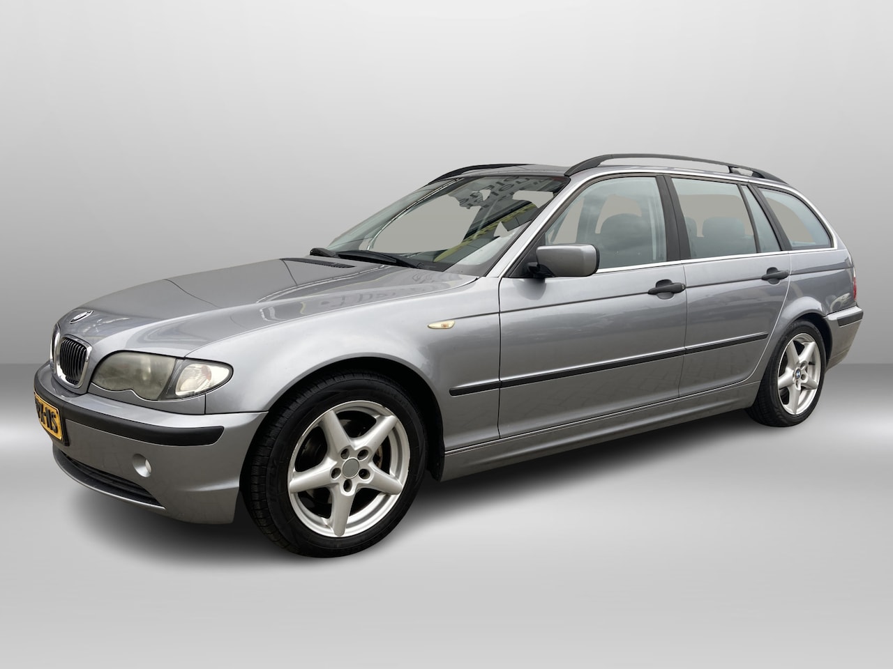 BMW 3-serie Touring - 316i Black&Silver II Liefhebbers auto! | Apple carplay | Trekhaak | Navi | Cruise | Blue t - AutoWereld.nl