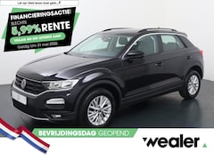 Volkswagen T-Roc - 1.0 TSI Style | 110 PK | Adaptive cruise control | Parkeersensoren | Apple Carplay/Android