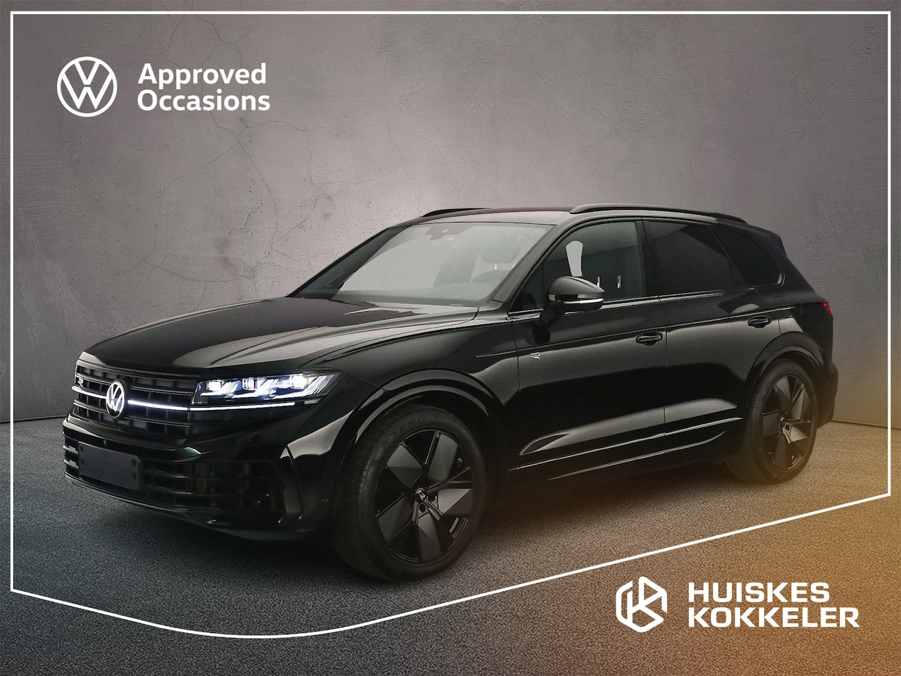 Volkswagen Touareg - R Edition 3.0 TSI eHybrid 462pk Tiptronic Trekhaak, DYN audio, Luchtvering, Lederen bekled - AutoWereld.nl