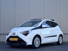 Toyota Aygo - 1.0 VVT-i x-play cabrio - airco - nap - cruise - camera