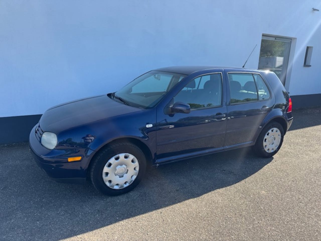 Volkswagen Golf - 2.0 '06, 5-drs, airco, cruise, apk 03-'27 ! - AutoWereld.nl