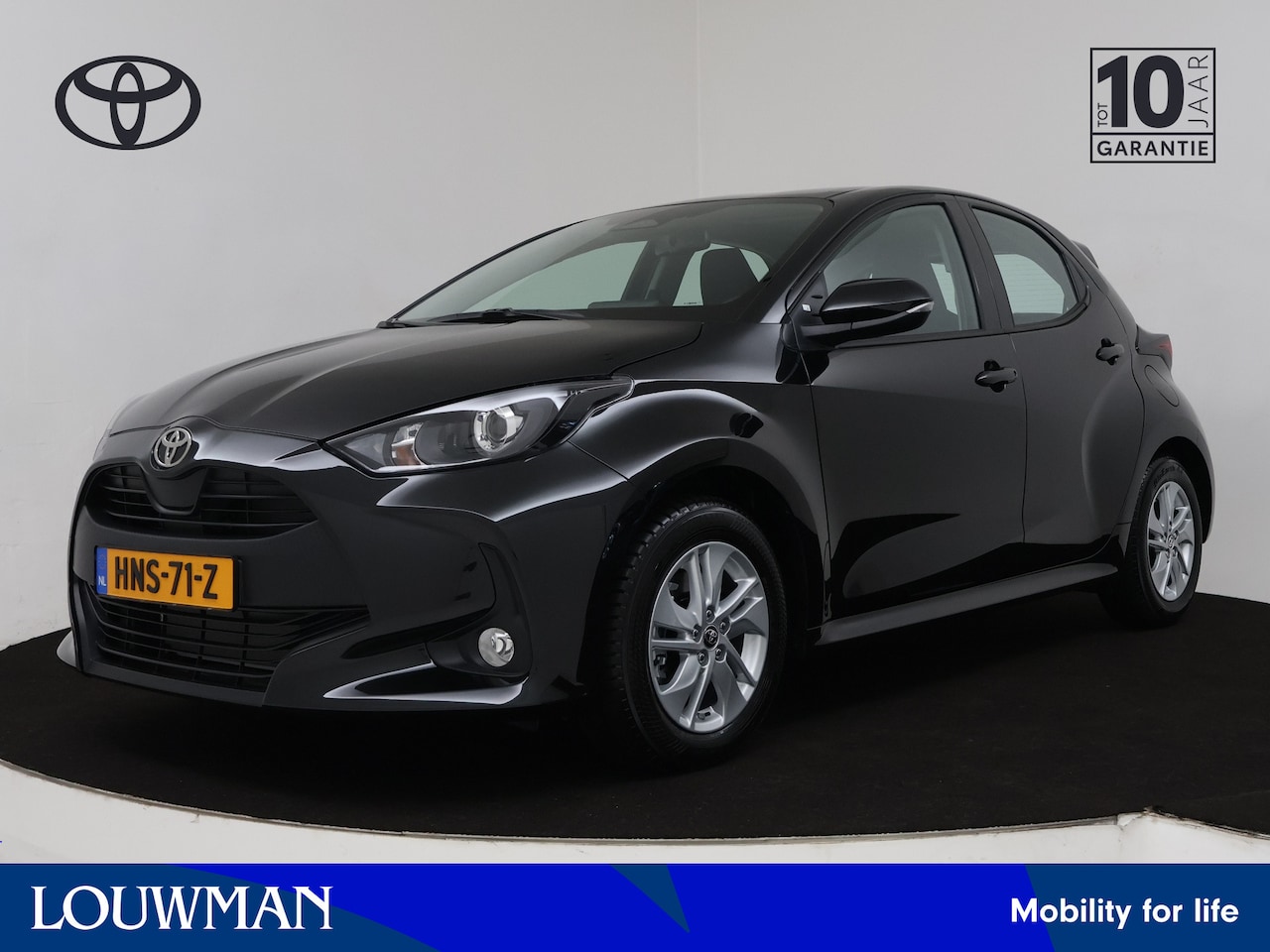 Toyota Yaris - 1.5 Hybrid 115 Active | All-season banden | Apple CarPlay / Android Auto (Navigatie) | - AutoWereld.nl