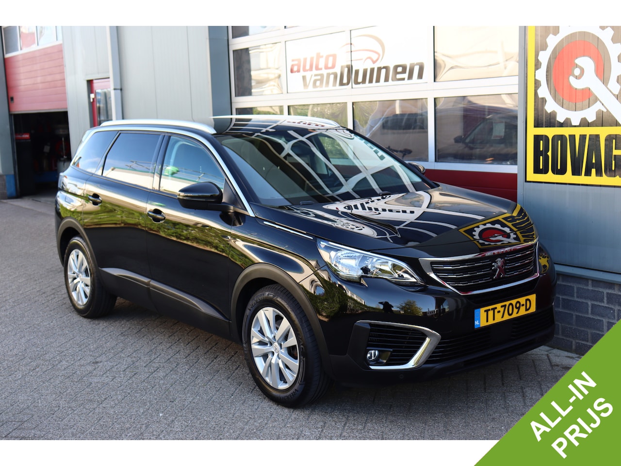 Peugeot 5008 - 1.2 PureTech Blue Lease Executive O.a: Trekhaak, Leder, Camera, Clima, Cruise, Navi, Etc. - AutoWereld.nl