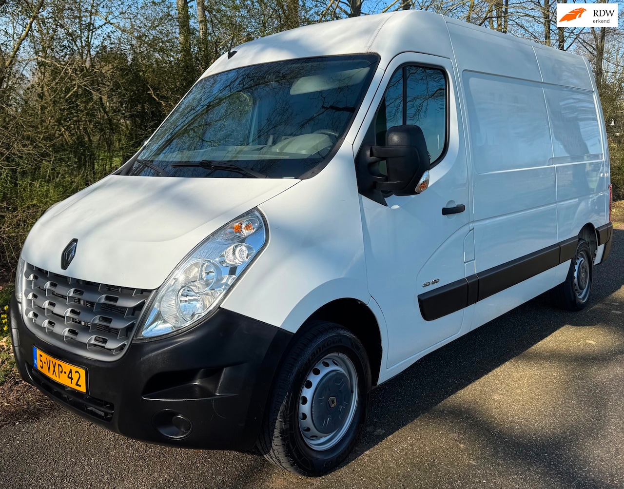 Renault Master - T33 2.3 dCi L2H3 DC AIRCO NAVI NAP - AutoWereld.nl