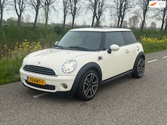 MINI One - 1.4 50 Anniversary MK II met pano en lederen bekleding