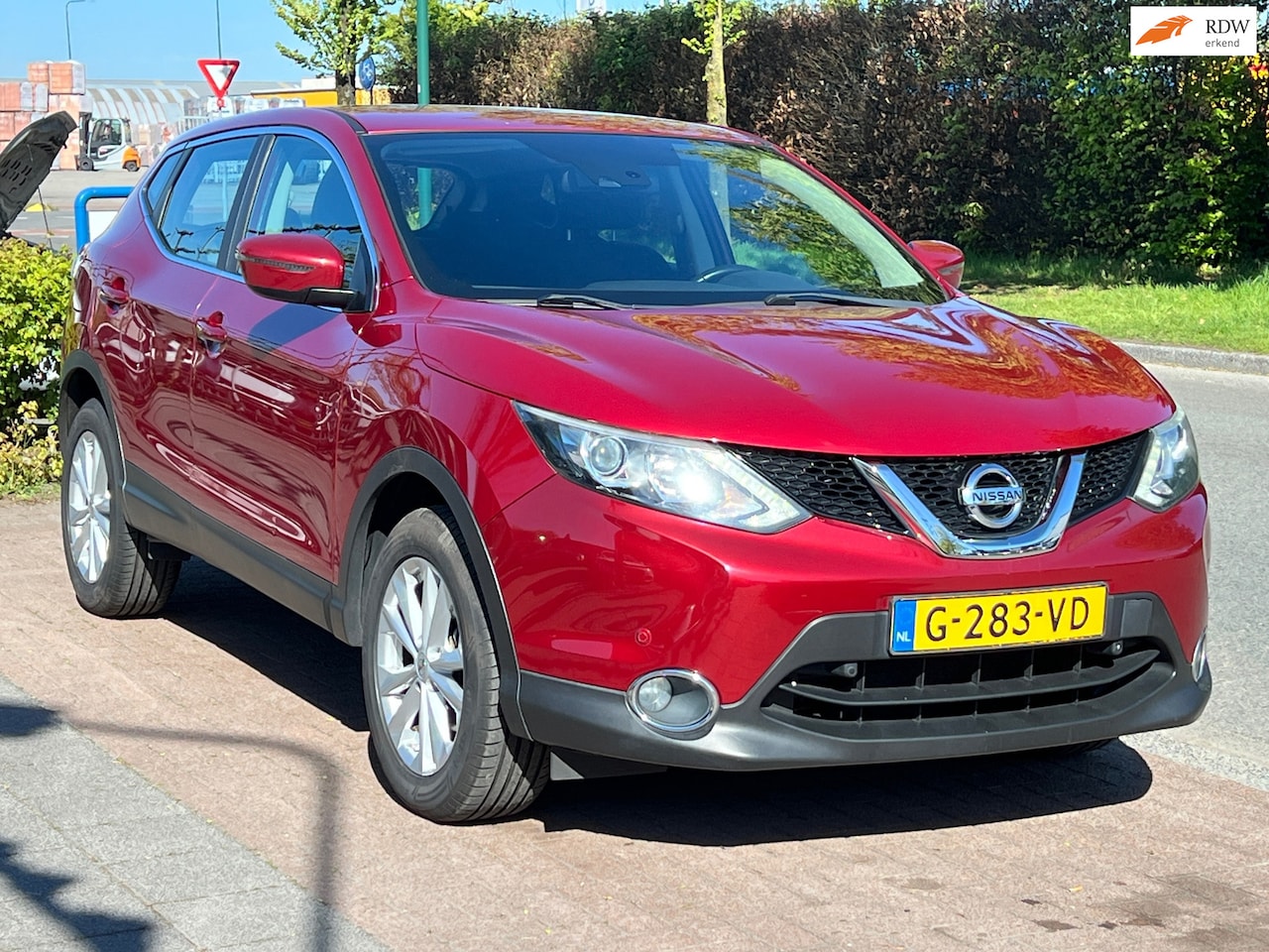 Nissan Qashqai - 1.2 Acenta *Onderhoud aanwezig - AutoWereld.nl