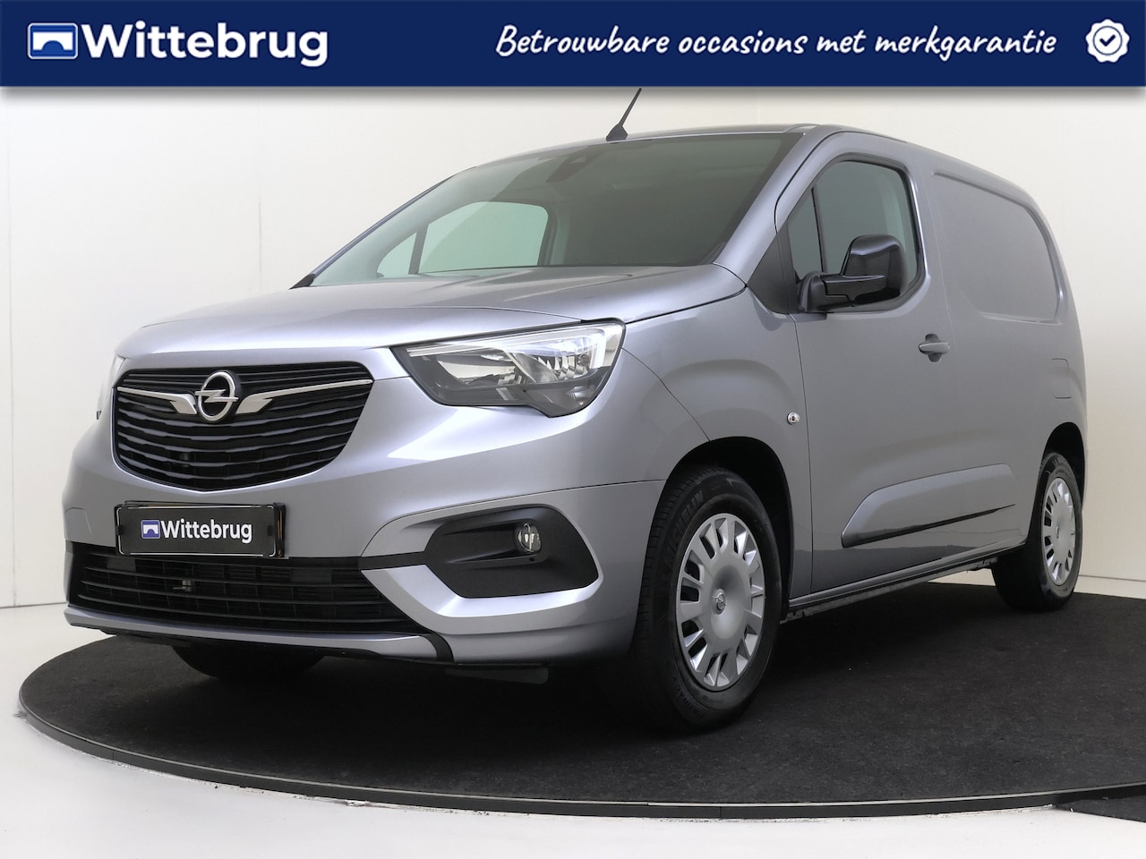 Opel Combo Electric - 136 L1 50kWh P4 - AutoWereld.nl
