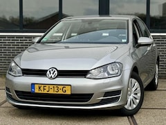 Volkswagen Golf - 1.2 TSI Trendline