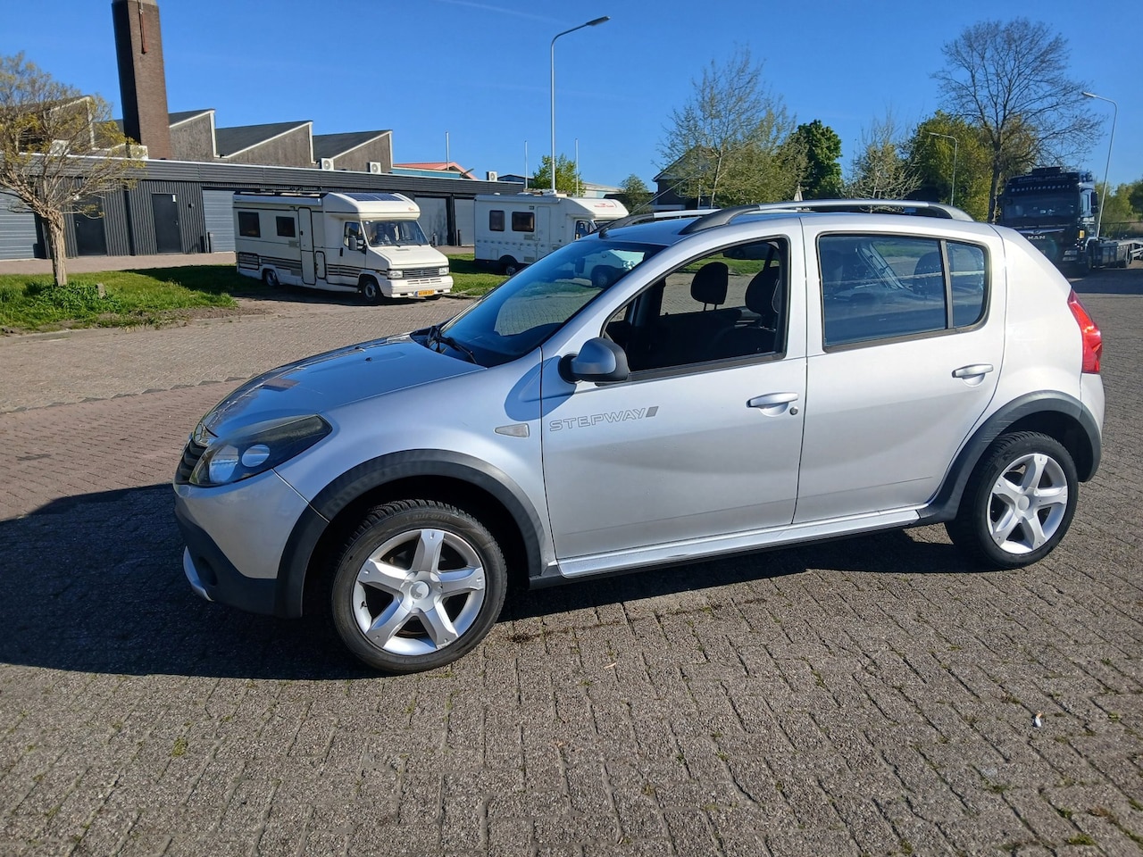 Dacia Sandero Stepway - 1.6 - AutoWereld.nl
