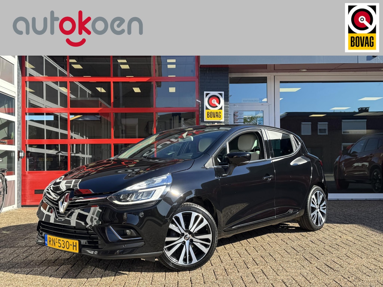 Renault Clio - 1.2 TCe Initiale Paris *AUTOMAAT/BOSE/LEDER/CRUISE* - AutoWereld.nl