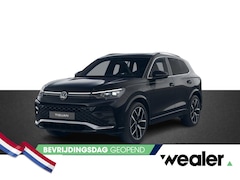 Volkswagen Tiguan - R-Line Edition 1.5 eHybrid 150 kW / 204 PK DSG | Trekhaak wegklapbare kogel | Comfort pakk