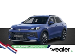 Volkswagen T-Roc - Life First Edition 1.5 eTSI 85 kW / 116 PK DSG | Comfort pakket | LED Plus verlichting met