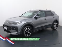 Volkswagen T-Roc - Life First Edition 1.5 eTSI 85 kW / 116 PK 7-DSG | Ambient pakket | Comfort pakket | Trekh