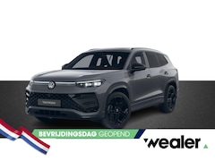 Volkswagen Tayron - R-Line Edition 1.5 eHybrid 150 kW / 204 PK DSG | Black Style | Panoramadak | Trekhaak met