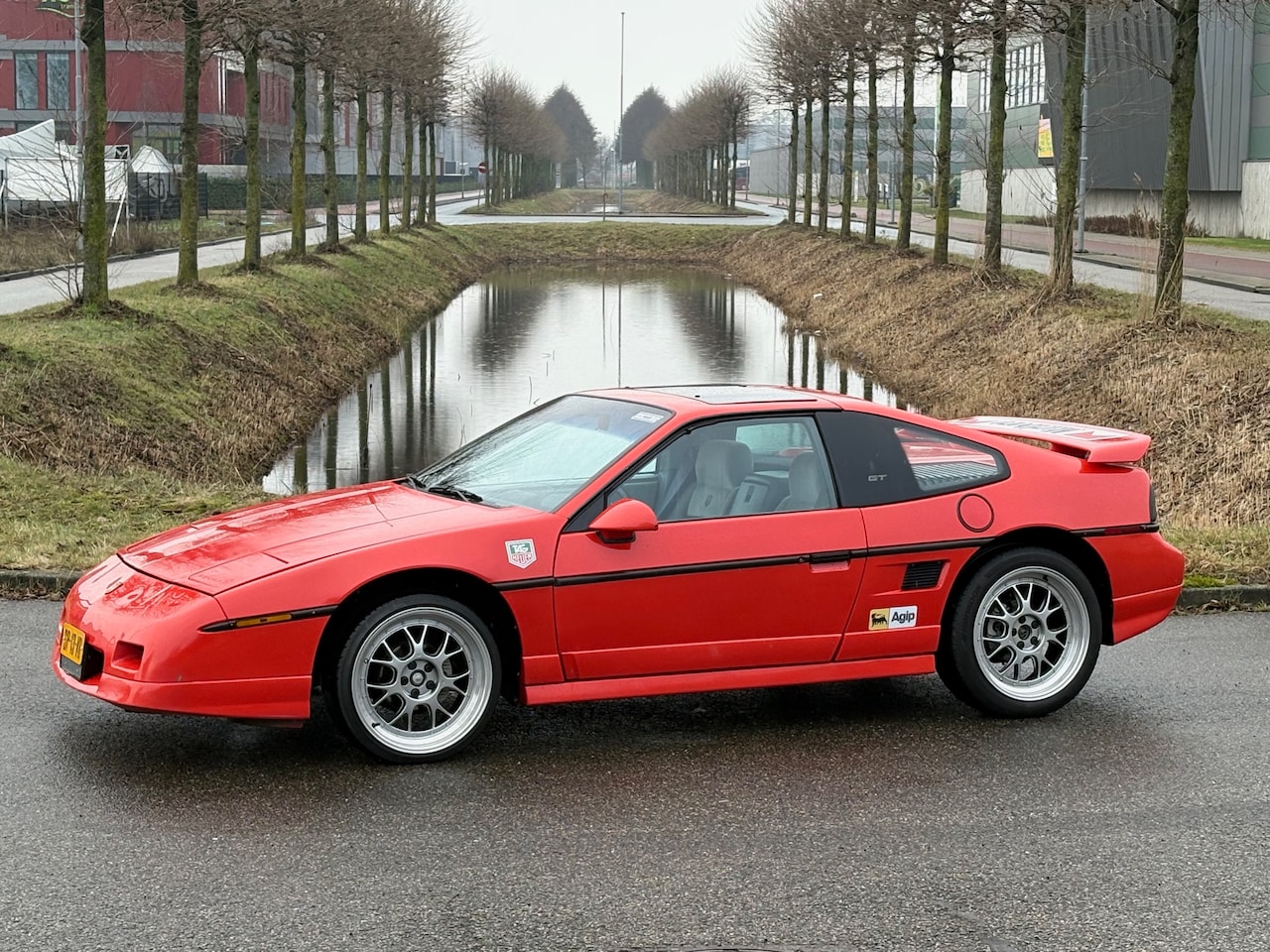 Pontiac Fiero - 2.5 V6 - AutoWereld.nl