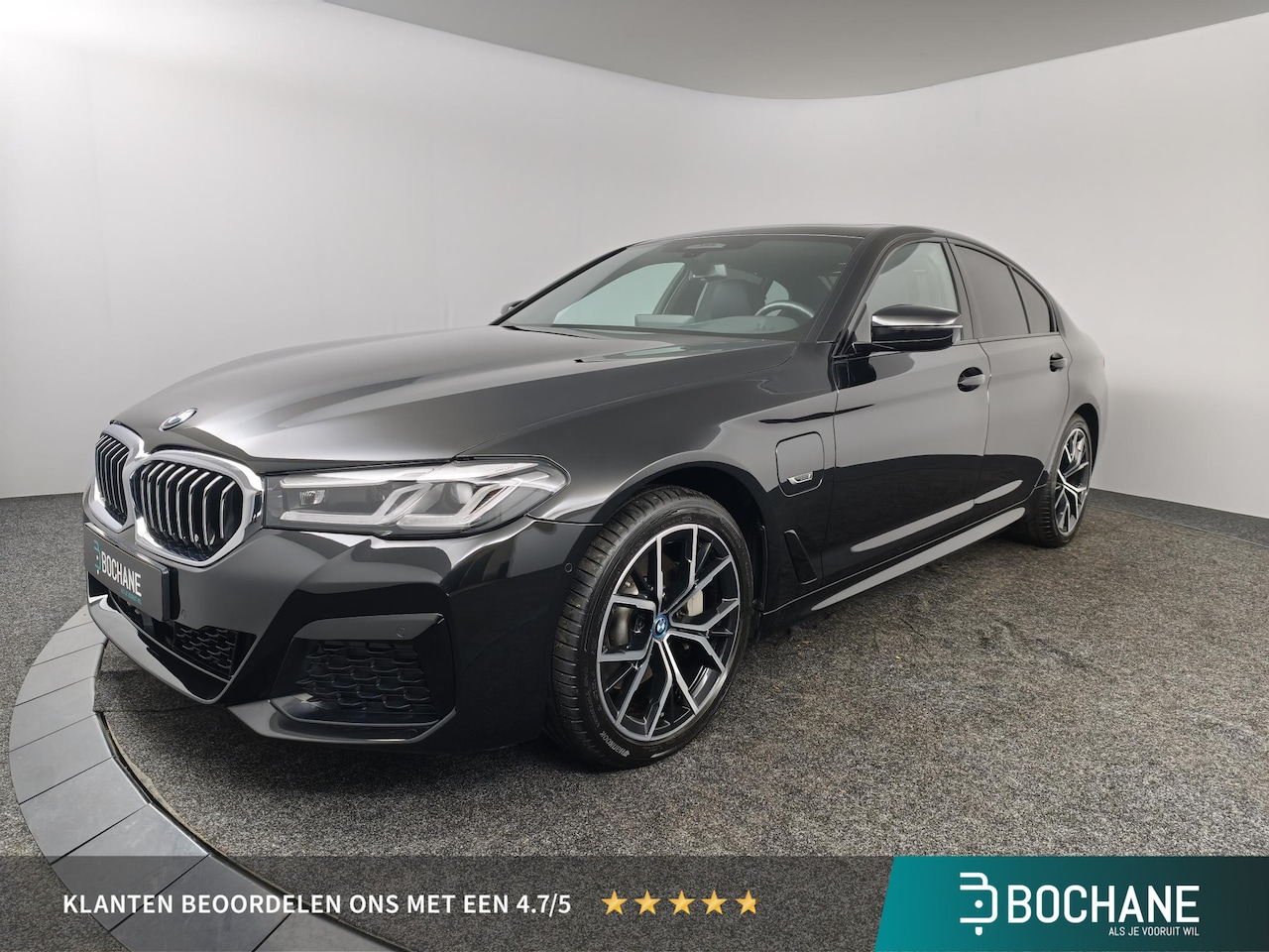 BMW 5-serie - 530e xDrive High Executive | Apple Carplay + Android Auto | Schuif / kanteldak | - AutoWereld.nl