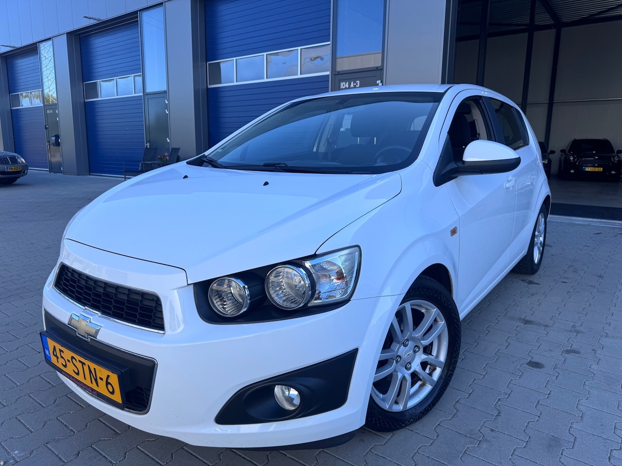 Chevrolet Aveo - 1.4 LTZ airco 5deurs nieuwe apk!! - AutoWereld.nl