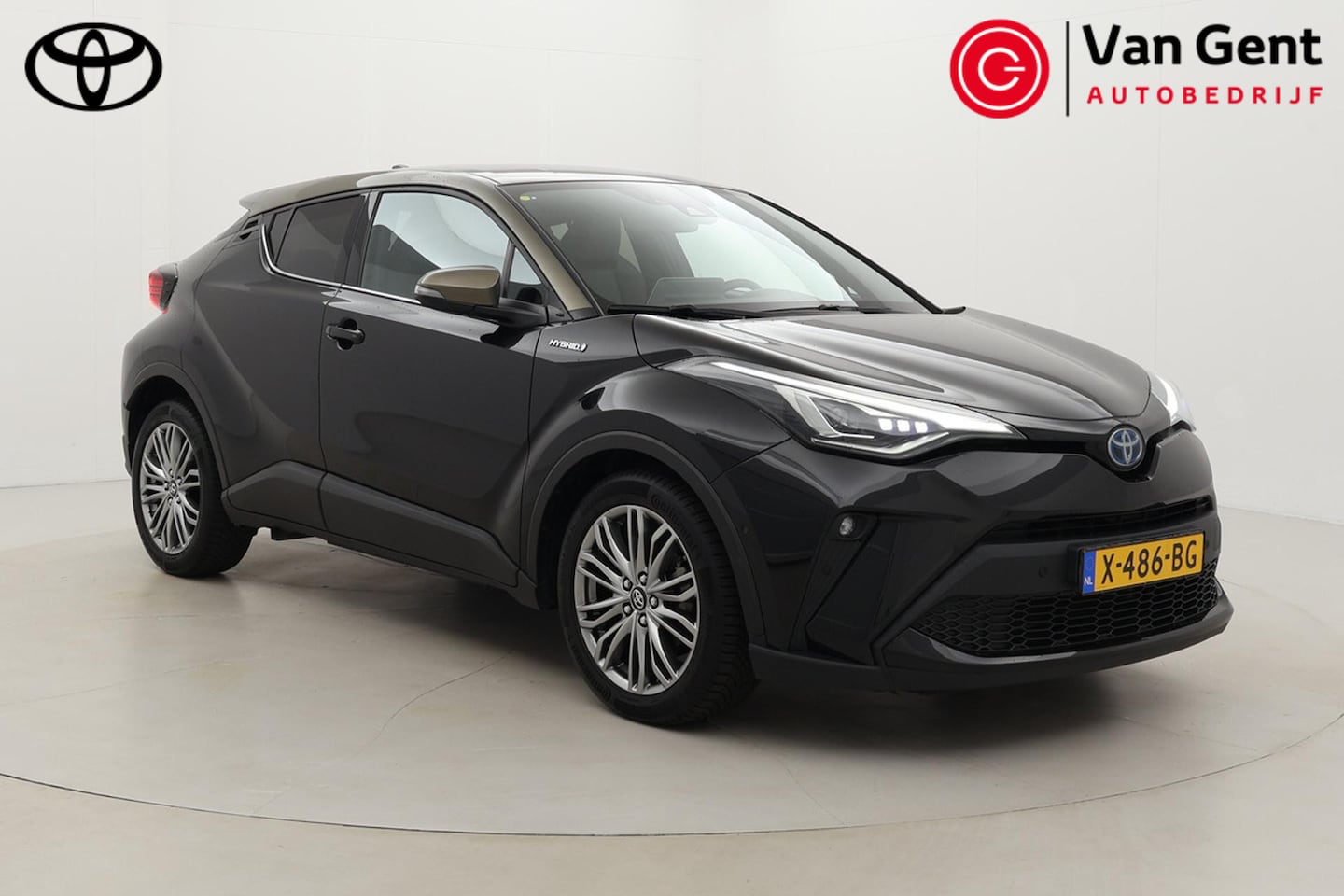 Toyota C-HR - 1.8 Hybrid Bi-Tone | Navigatie | Dodehoek detectie | Stoelverwarming | Full LED | Parkeers - AutoWereld.nl
