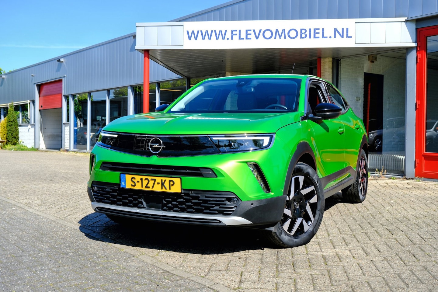 Opel Mokka-e - GS Line 50-kWh 11kw bl. Aut. Half leder|LED|Clima|Stoel- en stuurverwarming - AutoWereld.nl