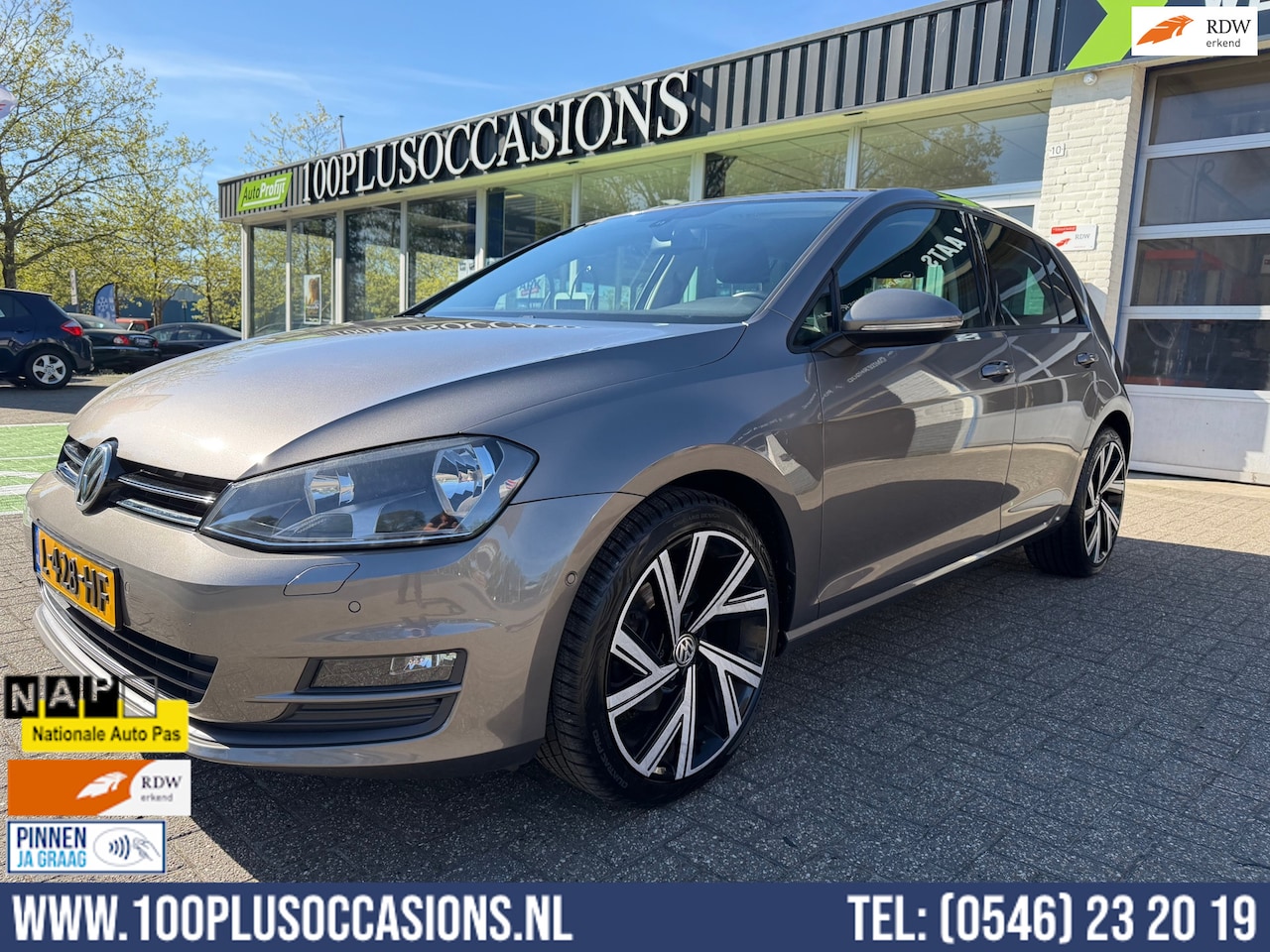 Volkswagen Golf - 1.2 TSI Highline | Kleine beurt | 1e eig | DSG | Stoelverw | Autom inparkeren | - AutoWereld.nl
